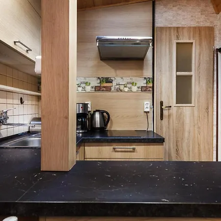 - Z Tarasem, Z Kominkiem I Altana Grillowa - Lokalizacja Przy Jeziorze בית נופש *