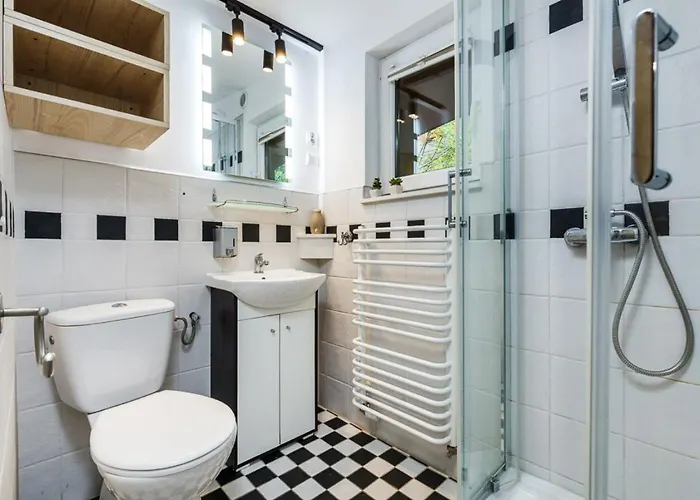 - Z Tarasem, Z Kominkiem I Altana Grillowa - Lokalizacja Przy Jeziorze *