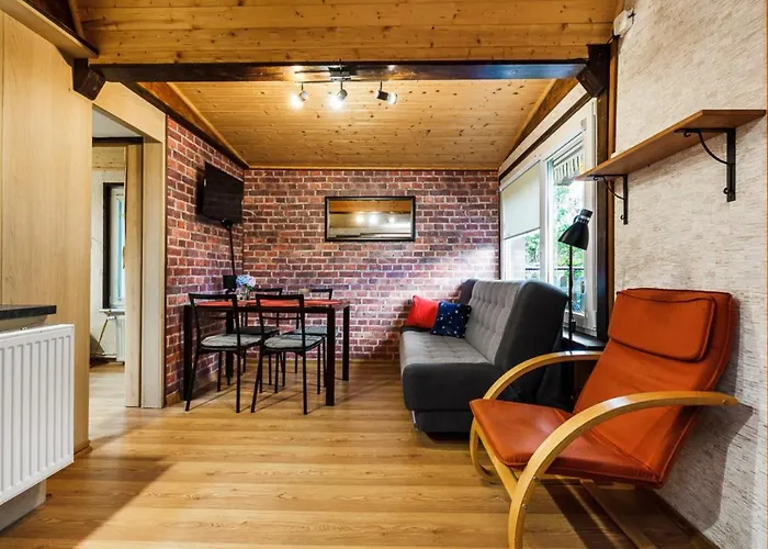 Semesterbostad - Z Tarasem, Z Kominkiem I Altana Grillowa - Lokalizacja Przy Jeziorze *