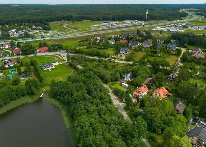 - Z Tarasem, Z Kominkiem I Altana Grillowa - Lokalizacja Przy Jeziorze Semesterbostad